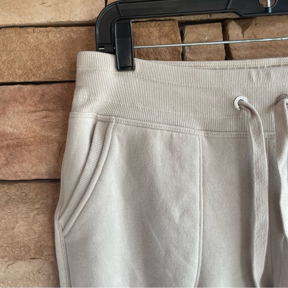 Calvin Klein Jeans beige tan sweatpants Medium - Picture 6 of 10